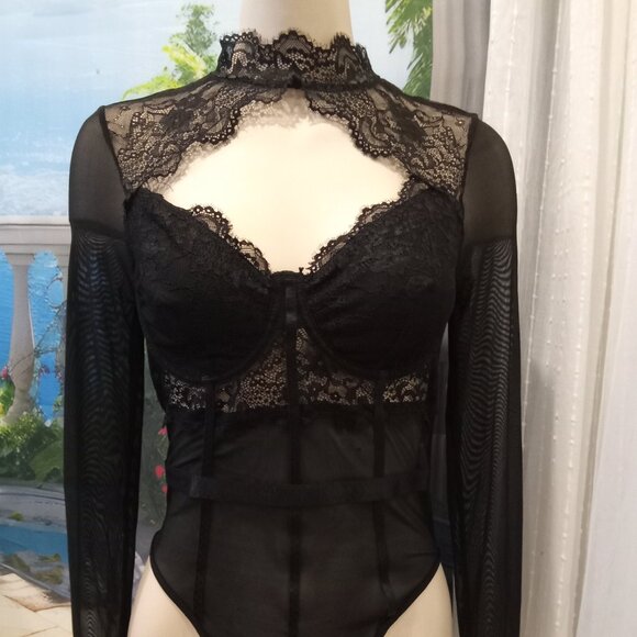 Lace Bodysuit - Picture 1 of 4